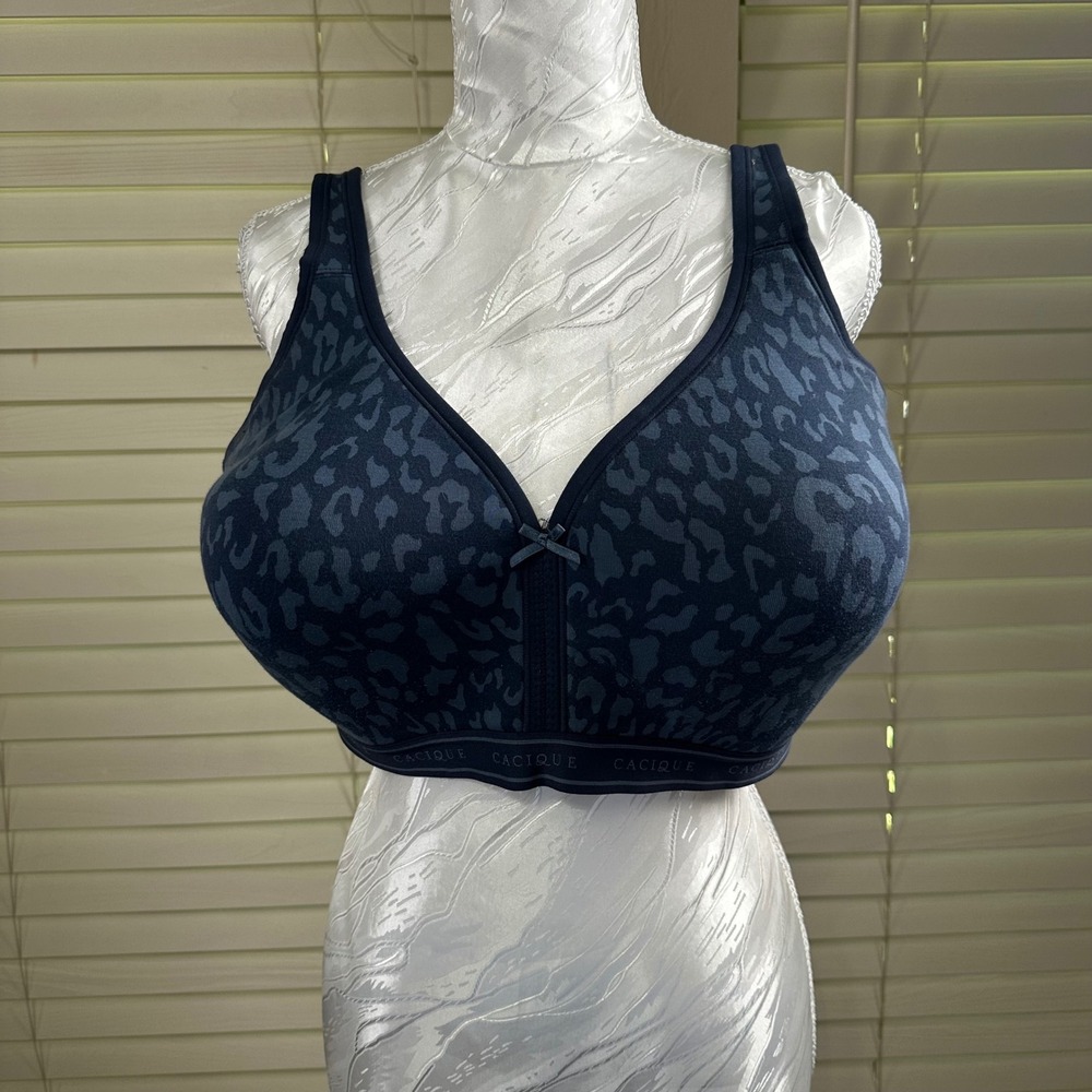 Cacique Wireless Bra Womens 38G Navy Blue Leopard Print Lightly Lined No-Wire